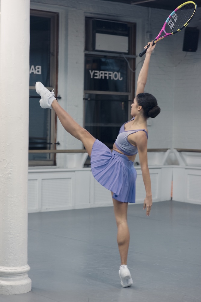2. Vingt-Deux. Choreographer Briana Reed
